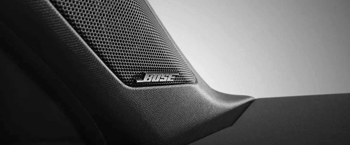 BOSE 12 Speakers Audio System
All New Honda Accord sudah dilengkapi dengan speaker premium BOSE yang akan membuat perjalanan Anda semakin menyenangkan.
