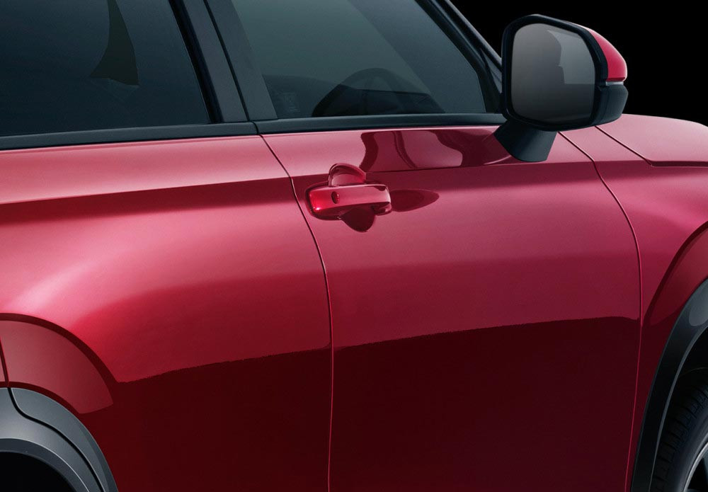 Smart Entry System
Cukup dengan membawa kunci mobil bersama Anda, kunci pintu mobil akan terbuka saat tangan Anda berada di Door Handle.
