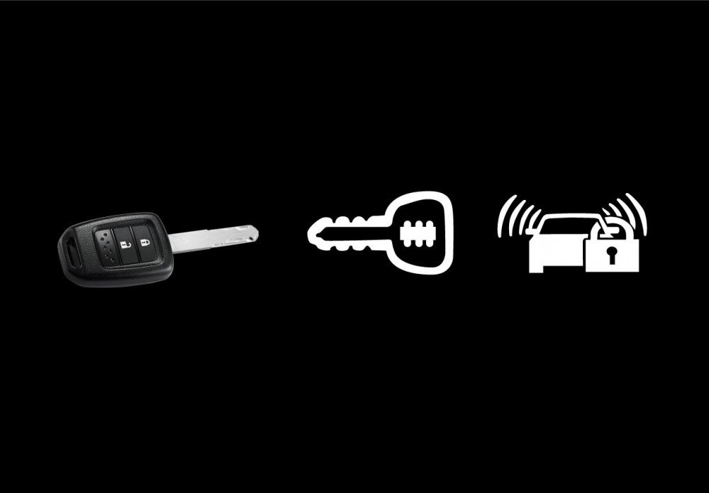 Keyless Entry, Immobilizer & Security Alarm
New Honda Mobilio dilengkapi dengan Keyless Entry yang memungkinkan Anda masuk kedalam mobil tanpa menggunakan kunci.
Sementara itu, Immobilizer bekerja dengan dengan sistem enkripsi elektronik yang unik, sehingga mobil Anda hanya dapat dinyalakan dengan kunci asli.
Untuk menambah keamanan, New Honda Mobilio juga telah dilengkapi Security Alarm yang akan langsung berbunyi saat ada yang mencoba membuka pintu secara paksa.